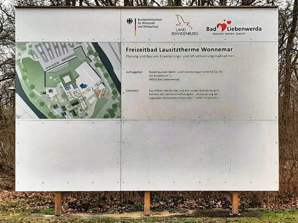 Baustellenschild Sanierung Wonnemar