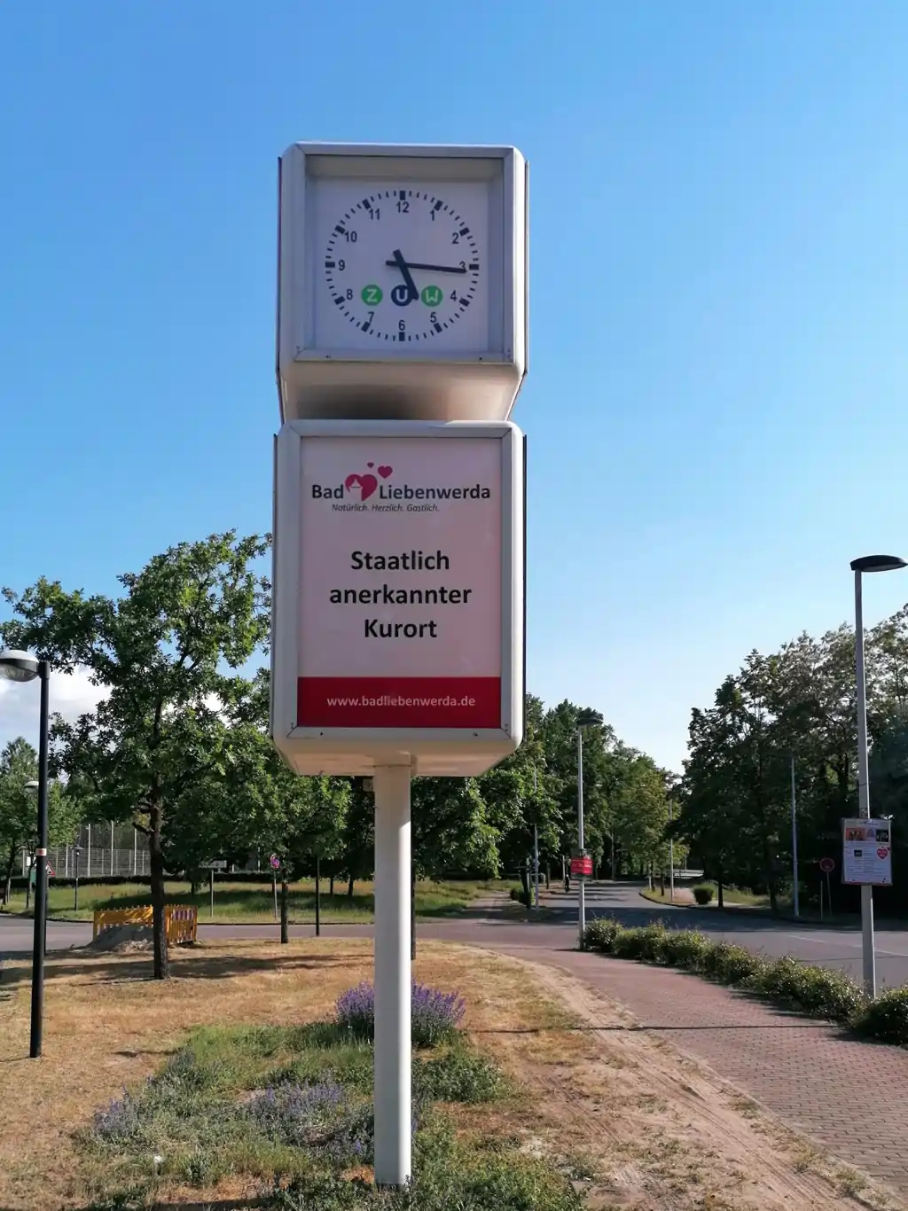 Uhr am Busbahnhof in Bad Liebenwerda